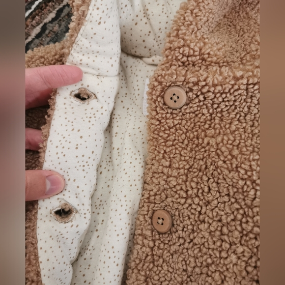 SOLD ON FB- Zara 3-6 month Sherpa Jacket - Picture 10 of 12